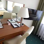 ホテル グロマダ ピラ 3*