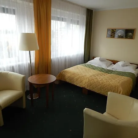 Hotel Gromada Piła