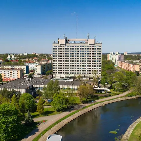 Hotel Gromada Piła