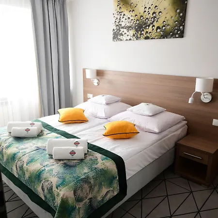 Gromada Hotel 3*